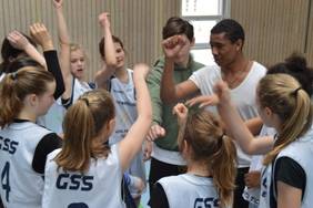 Basketball Maedchen