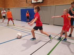 beim Fußball spielen
