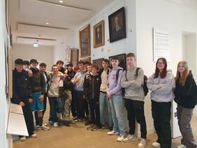 Die 9.3 im Rathaus in der Galerie der Bürgermeisterporträts