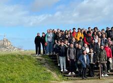 Gruppenbild vor Mont St. Michel
