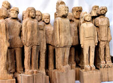 Holzskulpturen